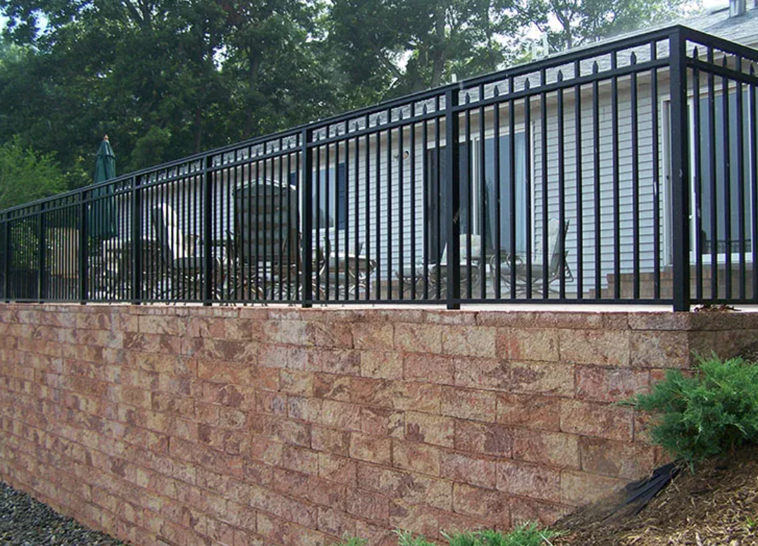 Why Aluminum Deck Railings Are the Ideal Deck Railing Choice - Eastern ...